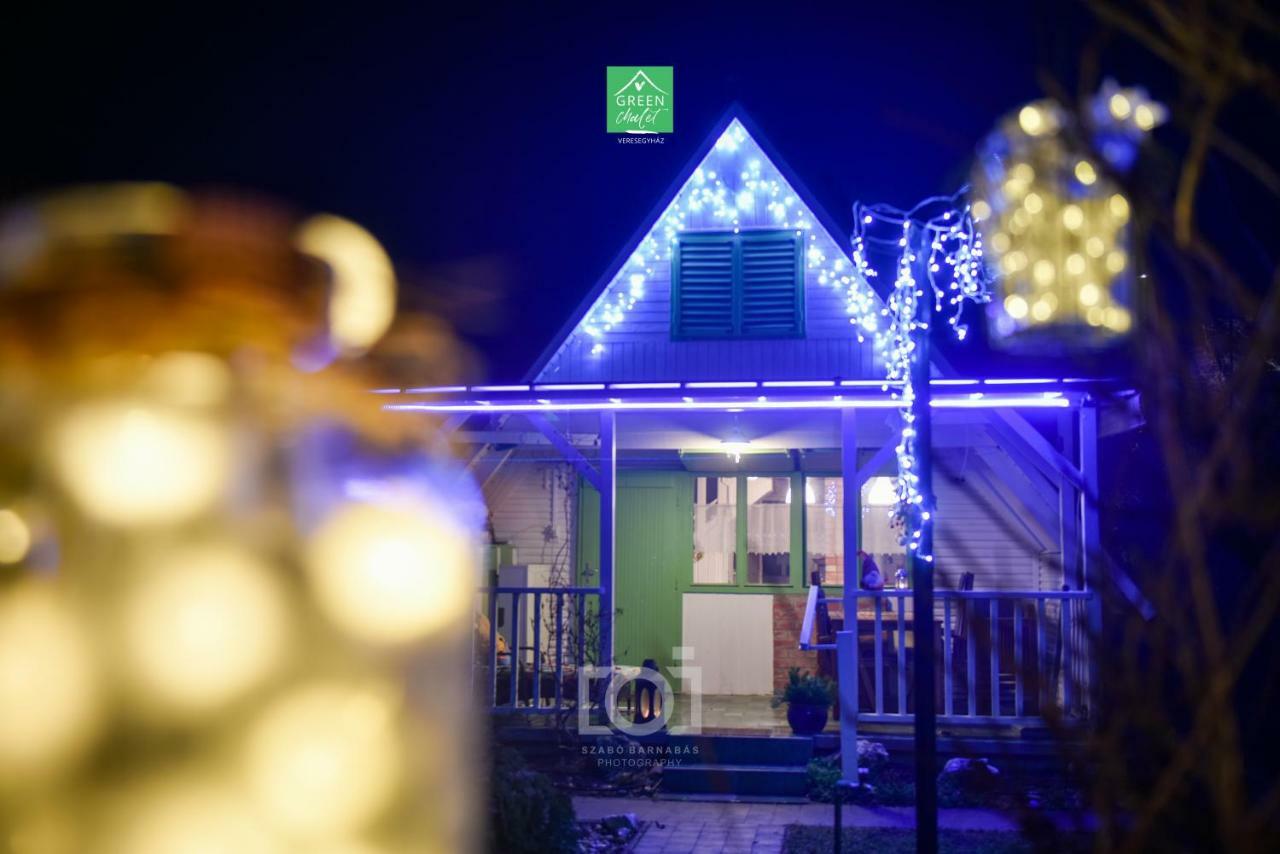 Отель Green Chalet Верешедьхаз Экстерьер фото