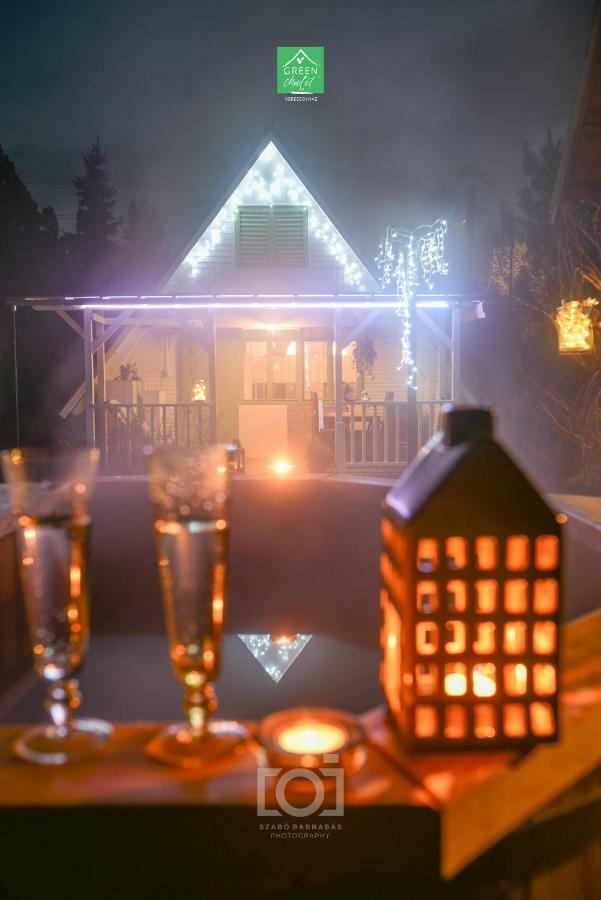 Отель Green Chalet Верешедьхаз Экстерьер фото